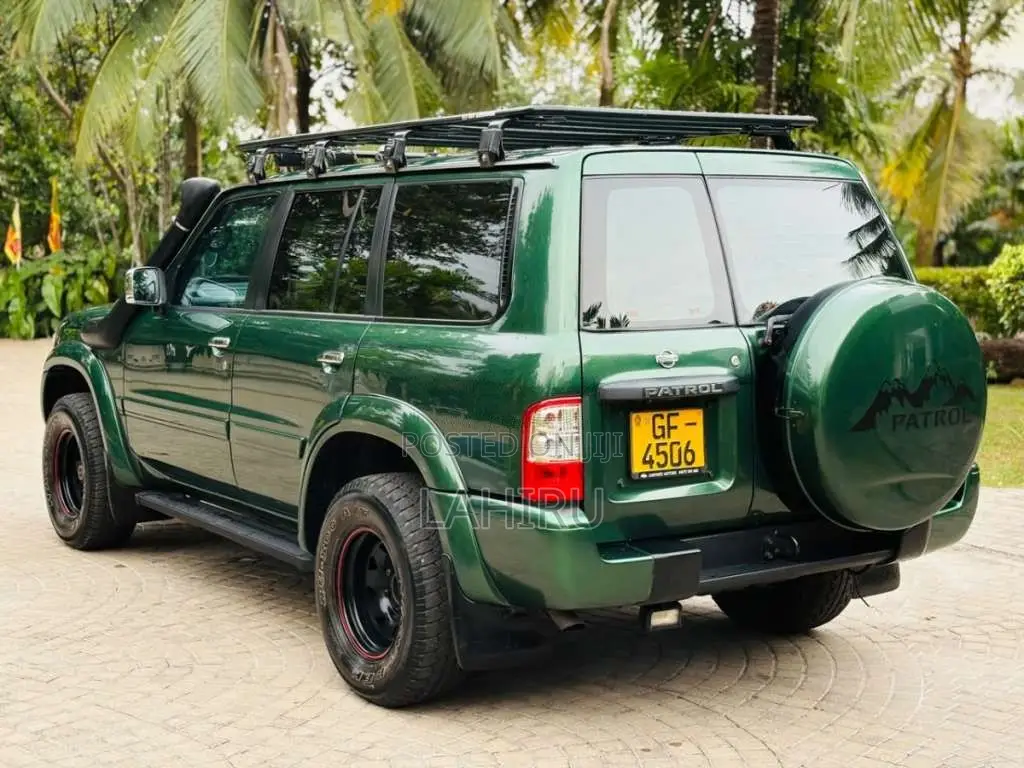 Nissan Patrol 2001 SUV (Used)