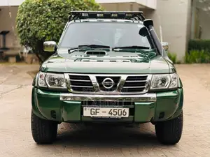 Nissan Patrol 2001 SUV (Used)