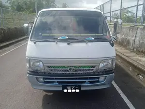 Toyota Dolphin LH113 1991 Van (Used)