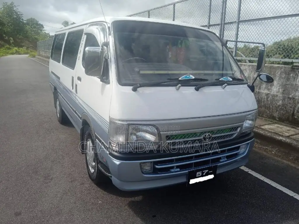 Toyota Dolphin LH113 1991 Van (Used)