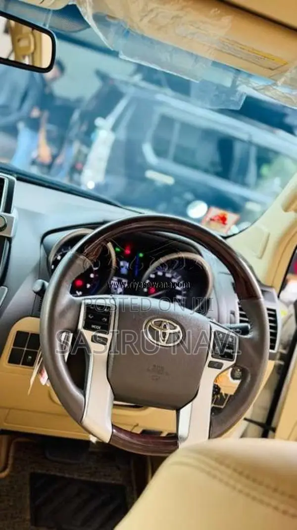 Toyota Land Cruiser Prado 2015 SUV (Used)