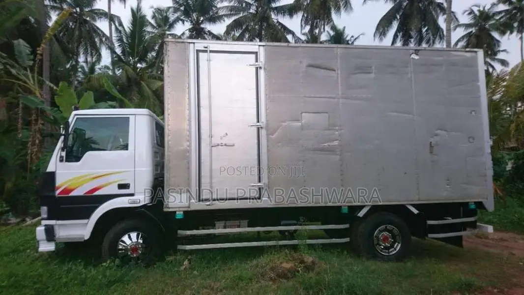 Tata 909 2011 Lorry (Used)