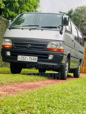 Toyota LH113 1999 Van (Used)