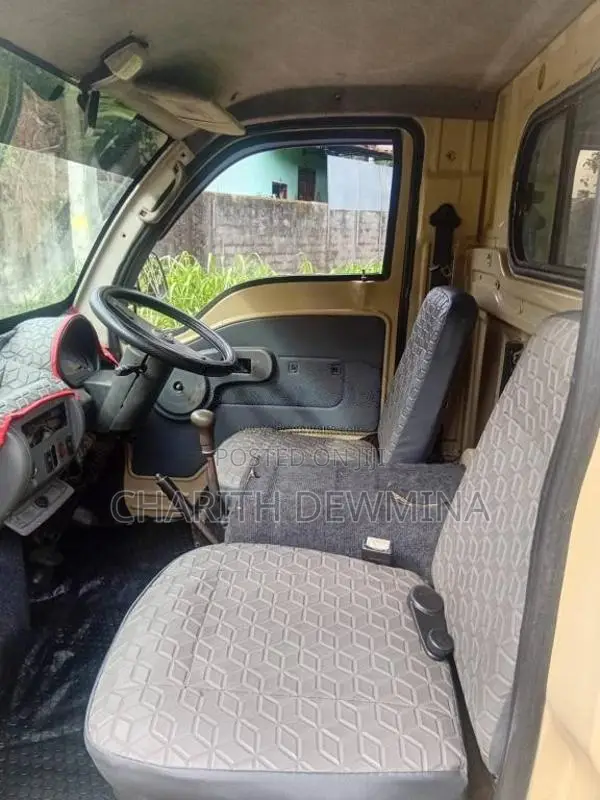 Tata Dimo Batta 2011 Lorry (Used)