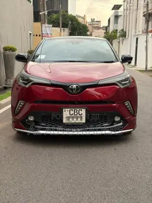 Toyota CHR NGX 10 2018 SUV (Used)