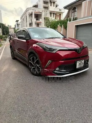 Toyota CHR NGX 10 2018 SUV (Used)