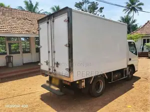 Mitsubishi Canter 2013 Lorry (Used)