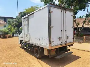Mitsubishi Canter 2013 Lorry (Used)