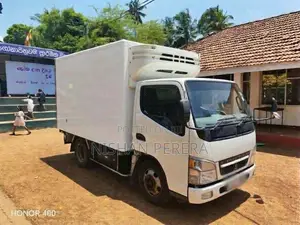 Mitsubishi Canter 2013 Lorry (Used)
