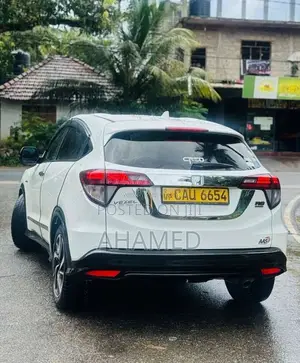 Honda Vezel RS SENSING 2017 SUV (Used)