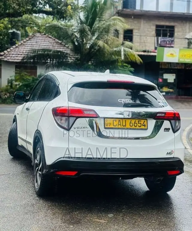 Honda Vezel RS SENSING 2017 SUV (Used)