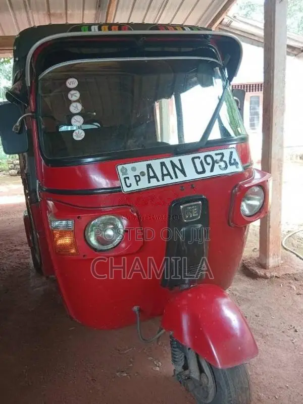 Bajaj 4 stroke 2013 Three Wheel (Used)