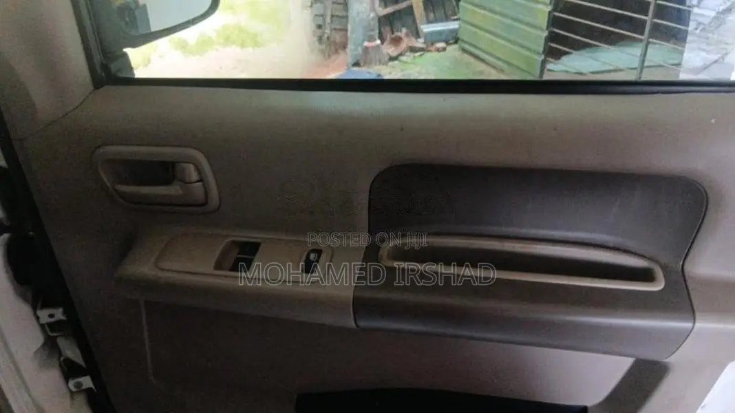 Suzuki DA64V 2014 Van (Used)