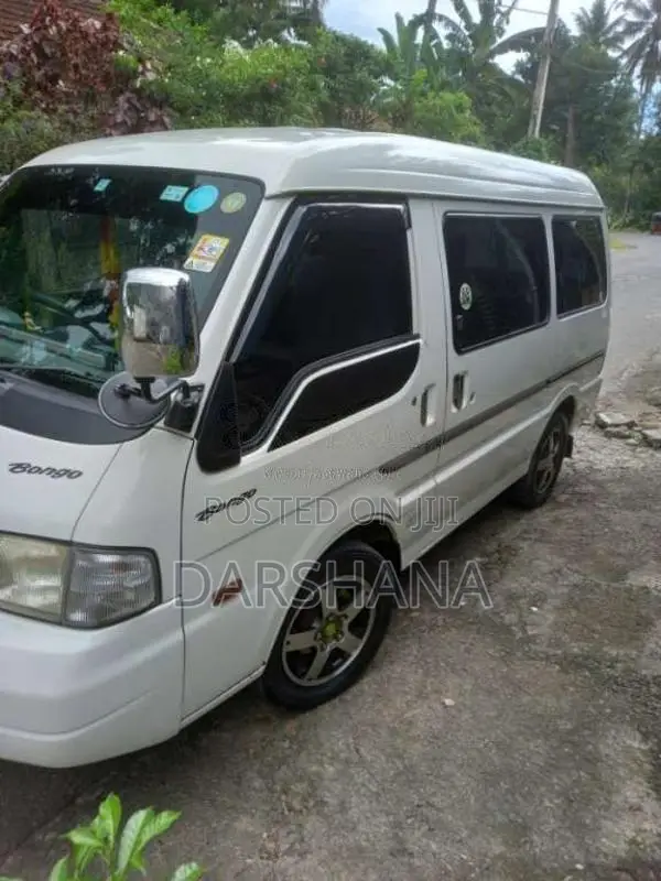 Mazda Bongo 2007 Van (Used)
