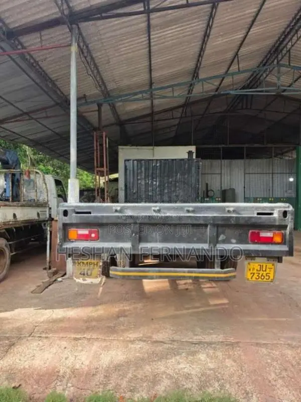 Tata 1615 2004 Lorry (Used)