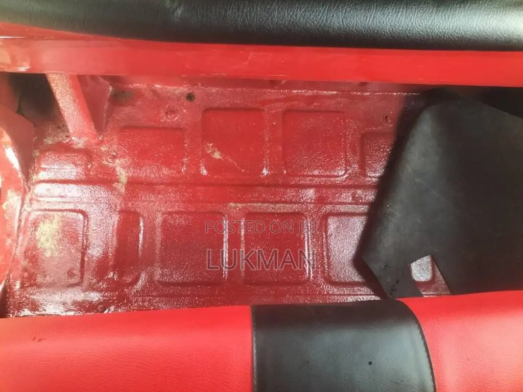 Bajaj 2 Stroke 2007 Three Wheel (Used)