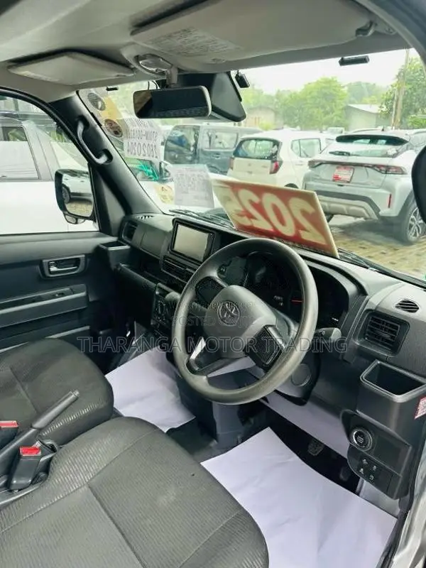 Toyota Pixis Van 2025 Van Unregistered (Recondition)
