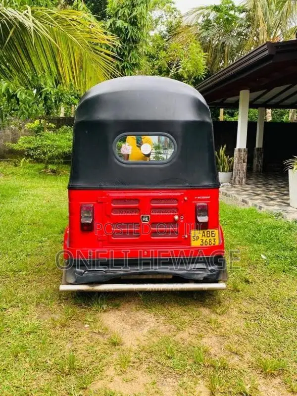 Bajaj Re 2015 Three Wheel (Used)