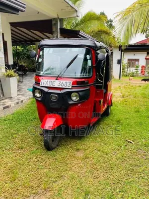 Bajaj Re 2015 Three Wheel (Used)