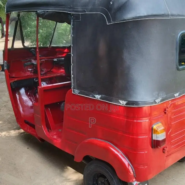 Bajaj RE 2 Stroke 2006 Three Wheel (Used)