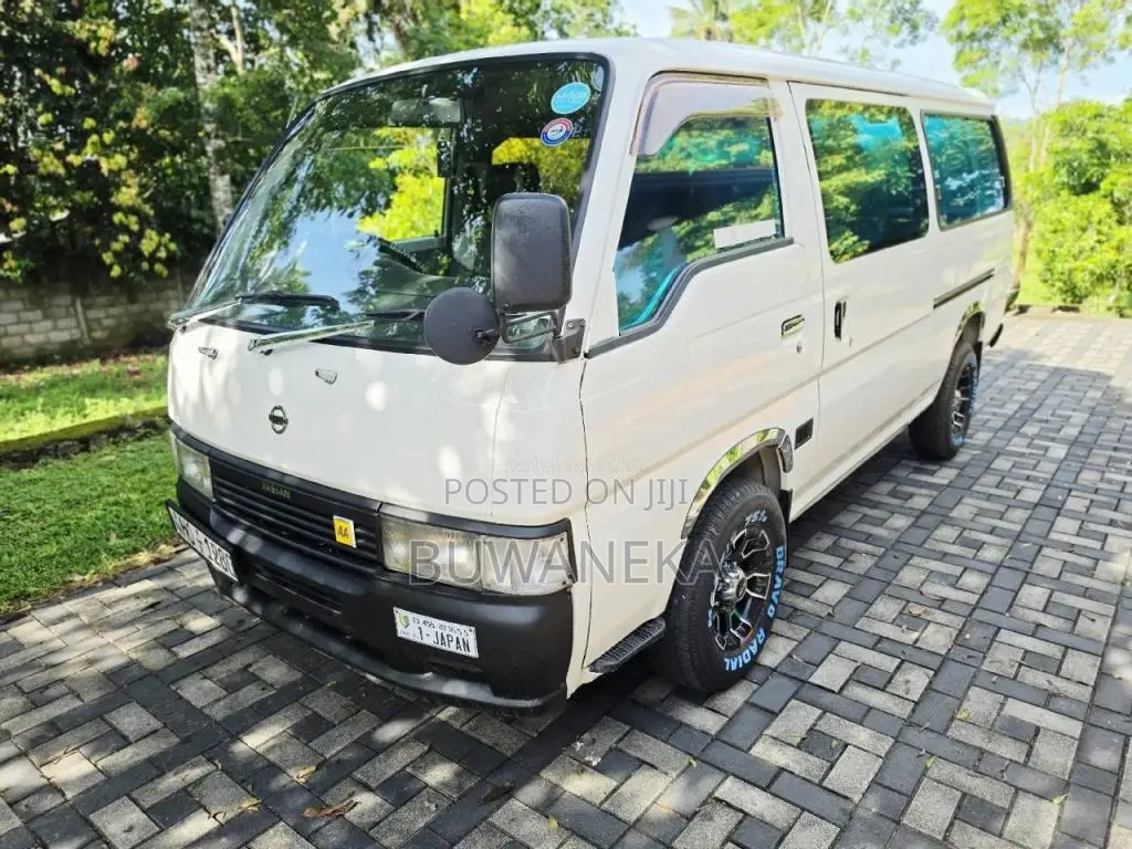 Nissan Caravan 1998 Van (Used)