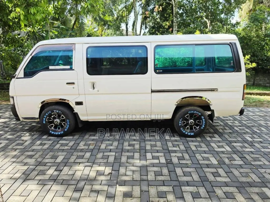 Nissan Caravan 1998 Van (Used)