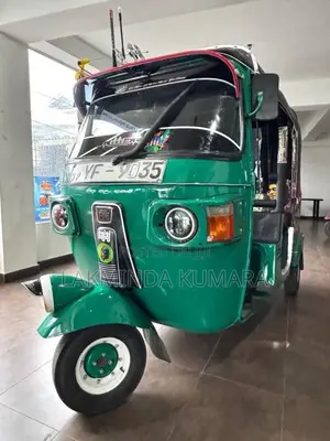 Bajaj 4 stroke 2010 Three Wheel (Used)