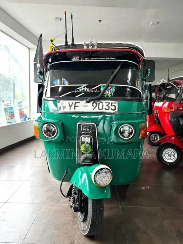Bajaj 4 stroke 2010 Three Wheel (Used)