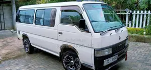 Nissan Caravan Diga 2005 Van (Used)