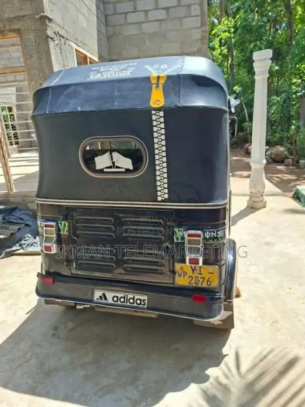 Bajaj 4 Stroke 2010 Three Wheel (Used)