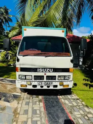 Isuzu Elf 1992 Lorry (Used)