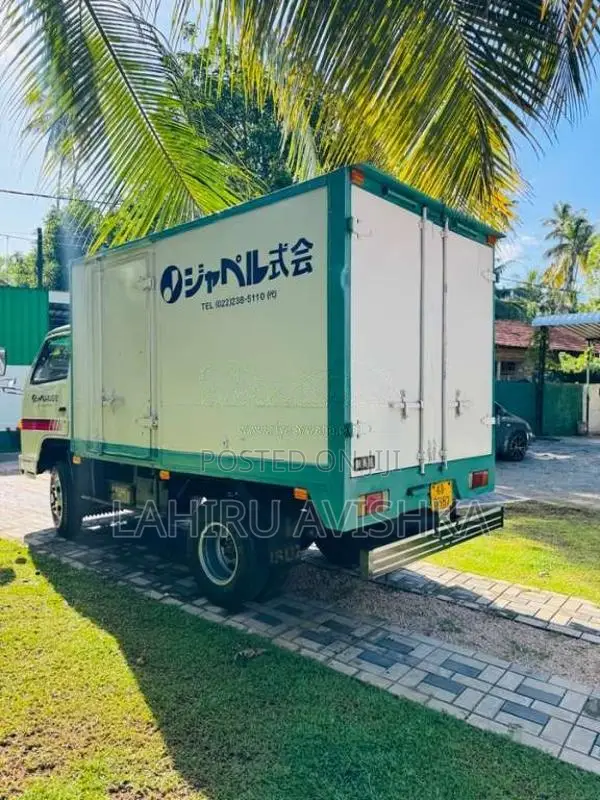 Isuzu Elf 1992 Lorry (Used)
