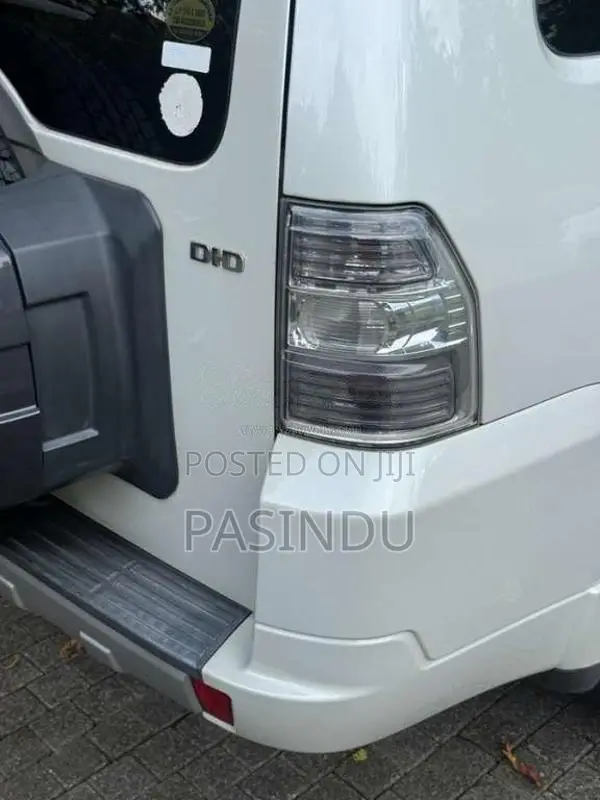 Mitsubishi Montero 2013 SUV (Used)
