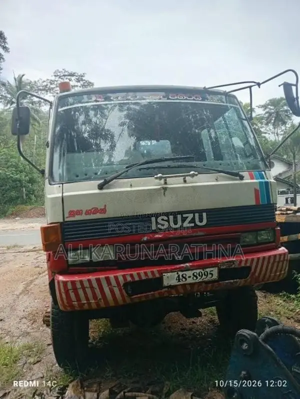 Isuzu Boom Truck 1992 Lorry (Used)