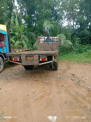 Isuzu Boom Truck 1992 Lorry (Used)