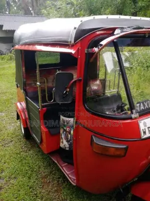 Bajaj RE 2 Stroke 2004 Three Wheel (Used)