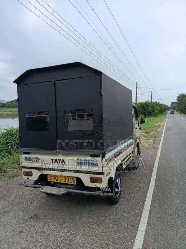 Tata Dimo Batta 2011 Lorry (Used)