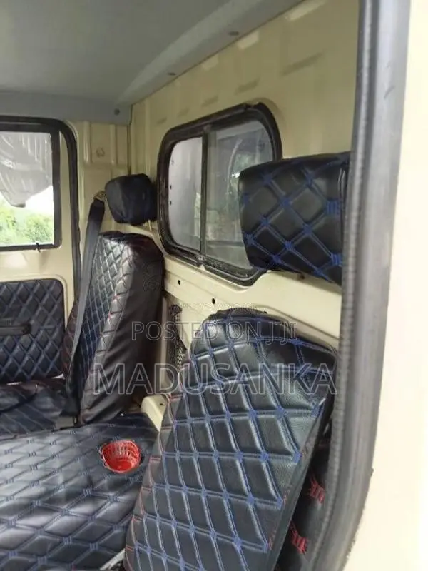 Tata Dimo Batta 2011 Lorry (Used)