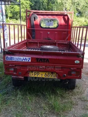 Tata Dimo Batta 2010 Lorry (Used)