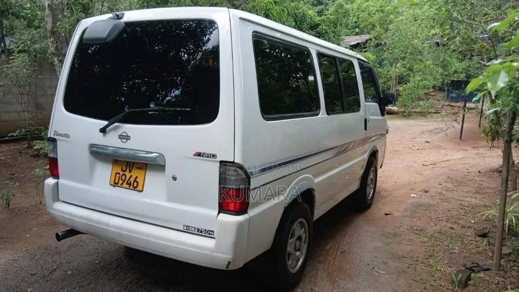 Nissan Vanette 2000 Van (Used)