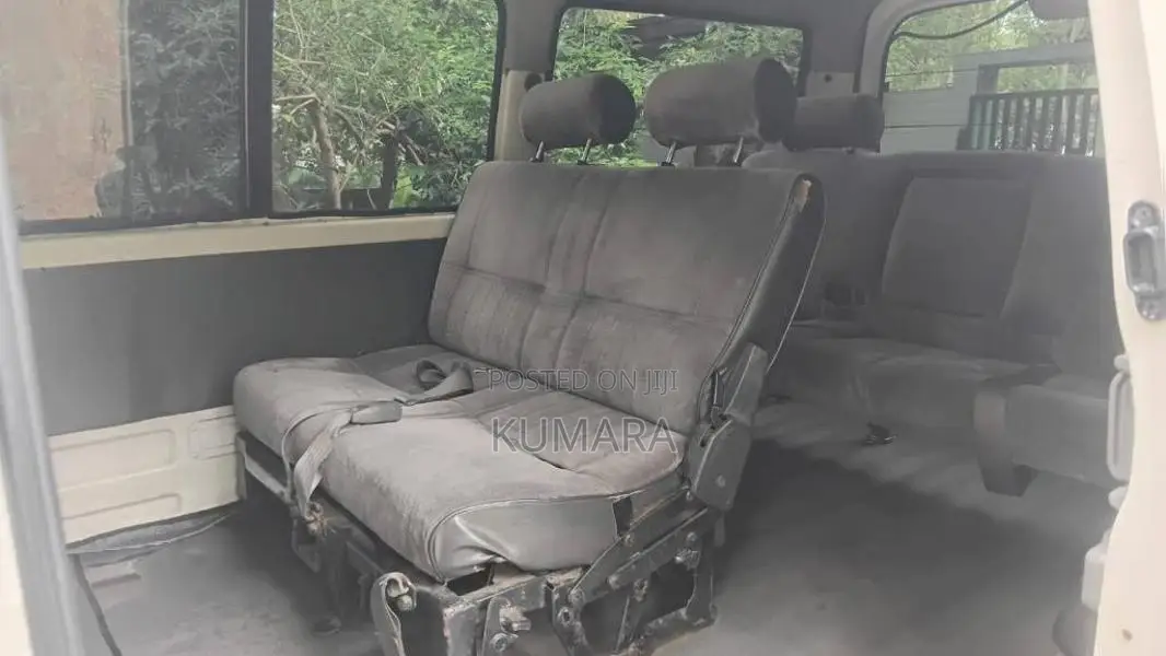 Nissan Vanette 2000 Van (Used)