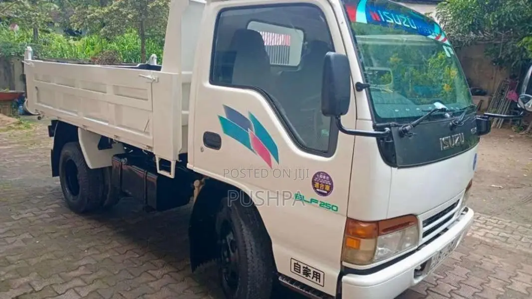 Isuzu Tipper 4HF1 2006 Lorry (Used)