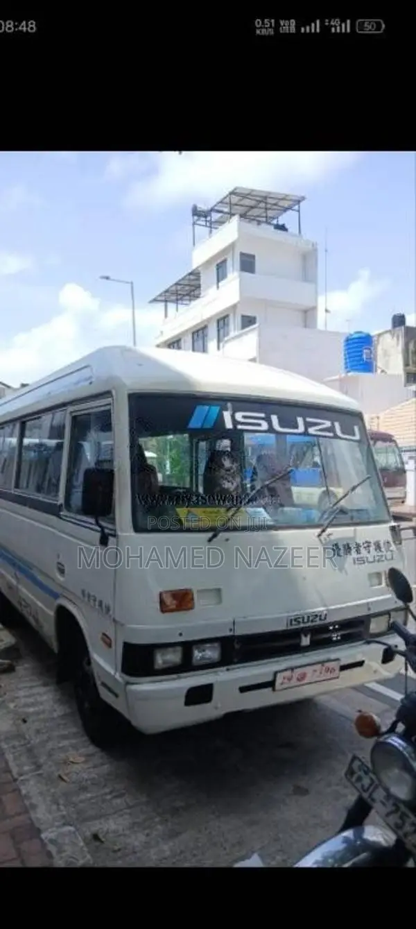 Isuzu Issuzu 1981 Van (Used)