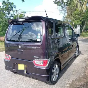Suzuki Wagon R FZ 2018 Car (Used)