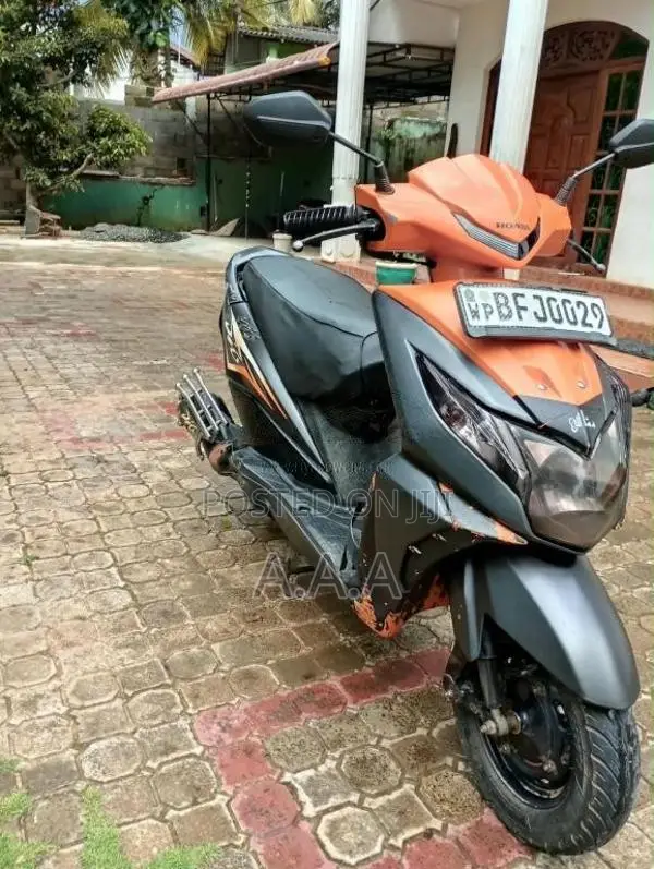 Honda Dio 2017 Motorbike (Used)