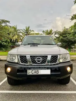 Nissan Patrol 2013 SUV (Used)