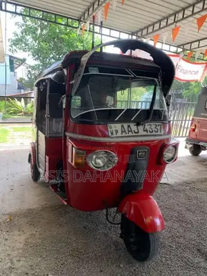 Bajaj 4 Stroke 2013 Three Wheel (Used)