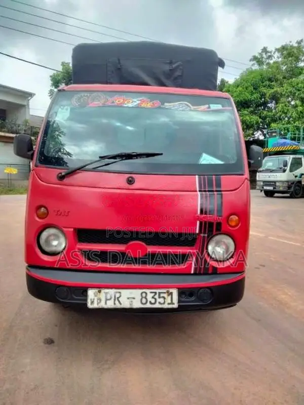 Tata Dimo Batta 2011 Lorry (Used)