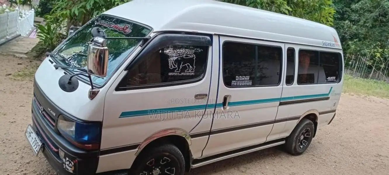 Toyota Dolphin High Roof 1998 Van (Used)