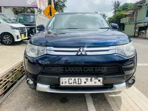 Mitsubishi Outlander 2014 SUV (Used)